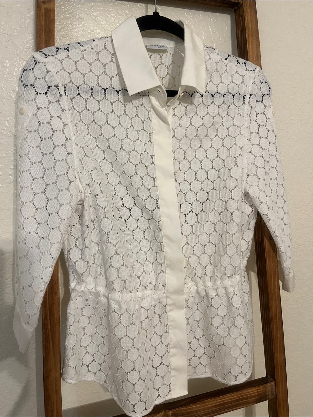 Akris Punto guipure lace pattern top